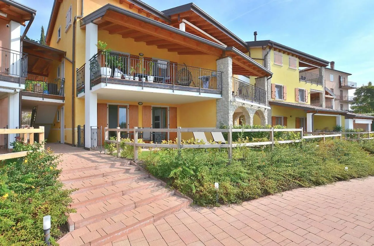 Apartment Borgo Montagna With Pool San Zeno di Montagna