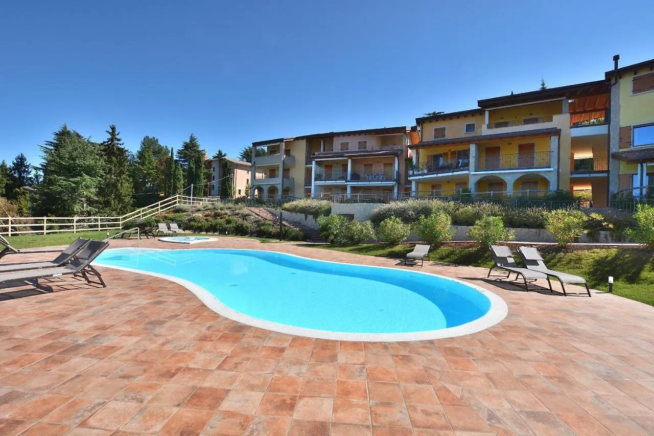 Apartment Borgo Montagna With Pool San Zeno di Montagna