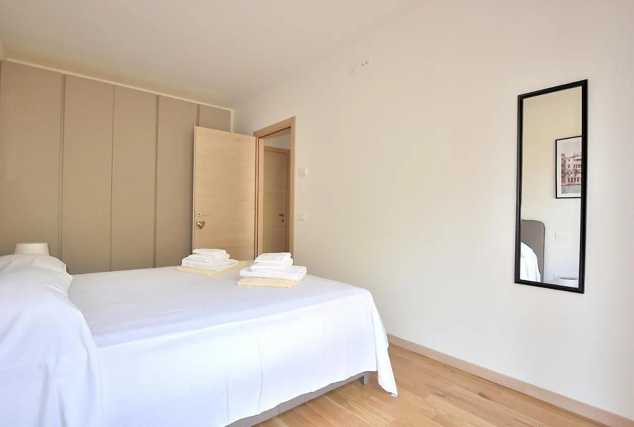 Apartment Borgo Montagna With Pool San Zeno di Montagna